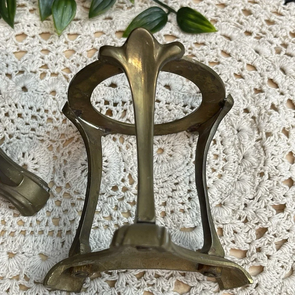 Vtg Brass Sphere Stand Pair Mid Century Crystal Ball Orb Egg Pedestal Holder Set